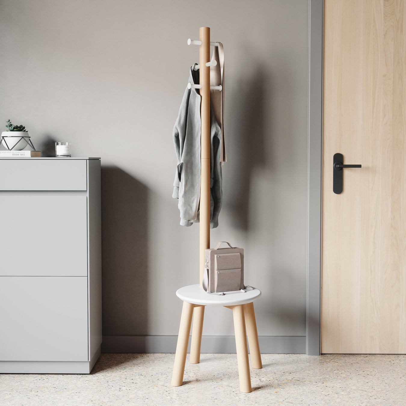 Coat racks collection – Umbra Pillar and Trigg freestanding and wall-mount coat racks in black and natural walnut wood