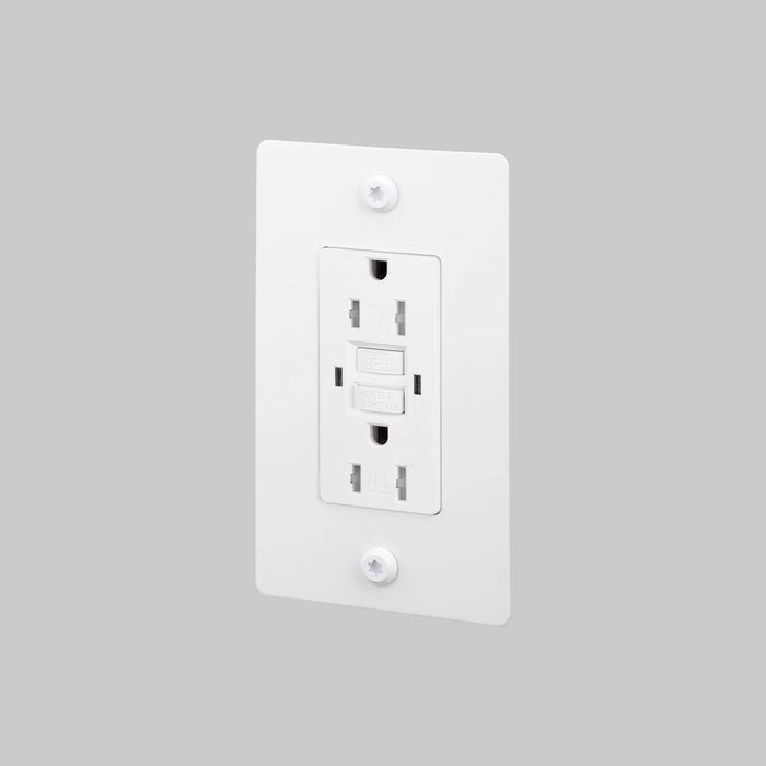 Buster + Punch 1-Gang Duplex GFCI Outlet – Linear - White / Without Logo - 1G GFCI