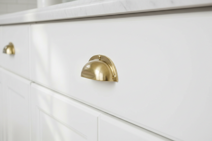 Richelieu 6440 Traditional Metal Cup Pull