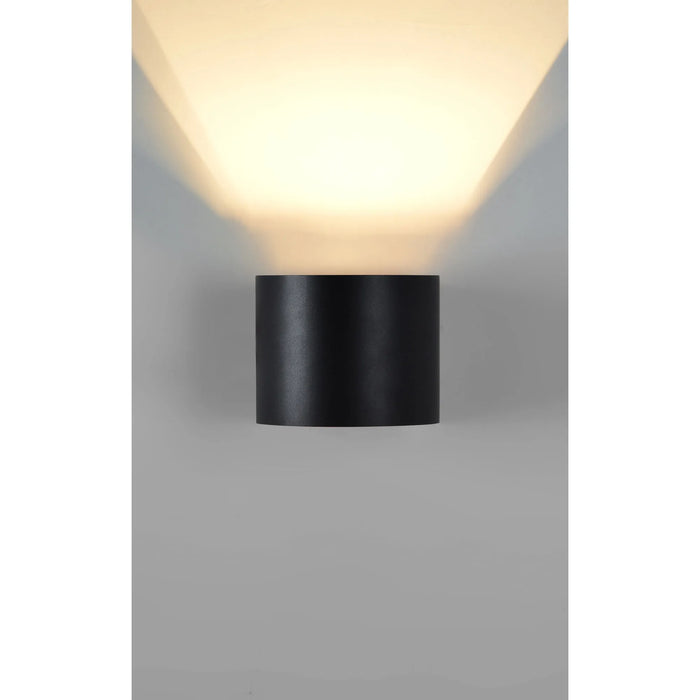 Lark Wall Sconce – Matte Black Aluminum