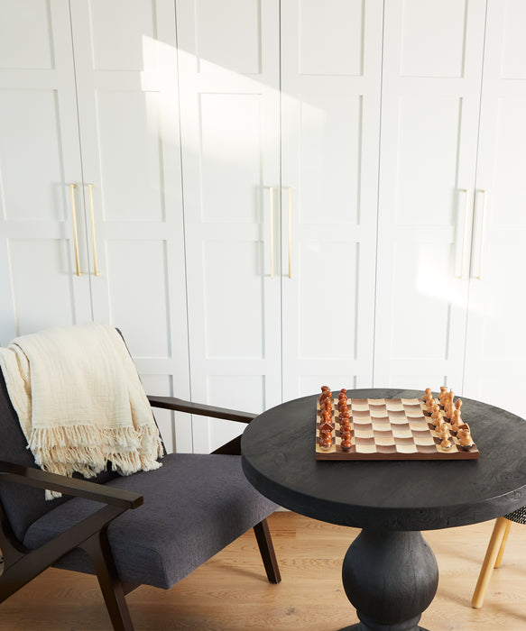 Wobble Chess Set
