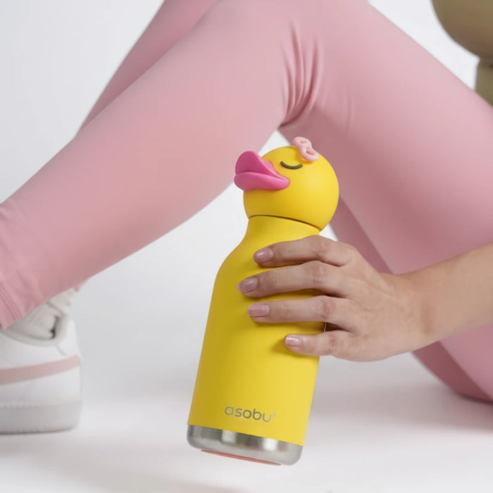 ASOBU Besties Ducky insulated water bottle in a lifestyle setting