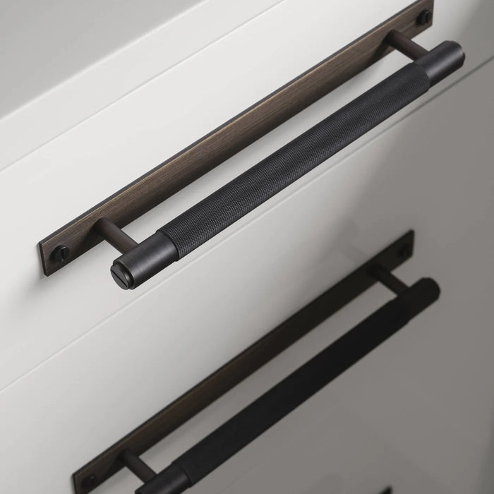 Buster + Punch Pull Bar with Backplate - Cross