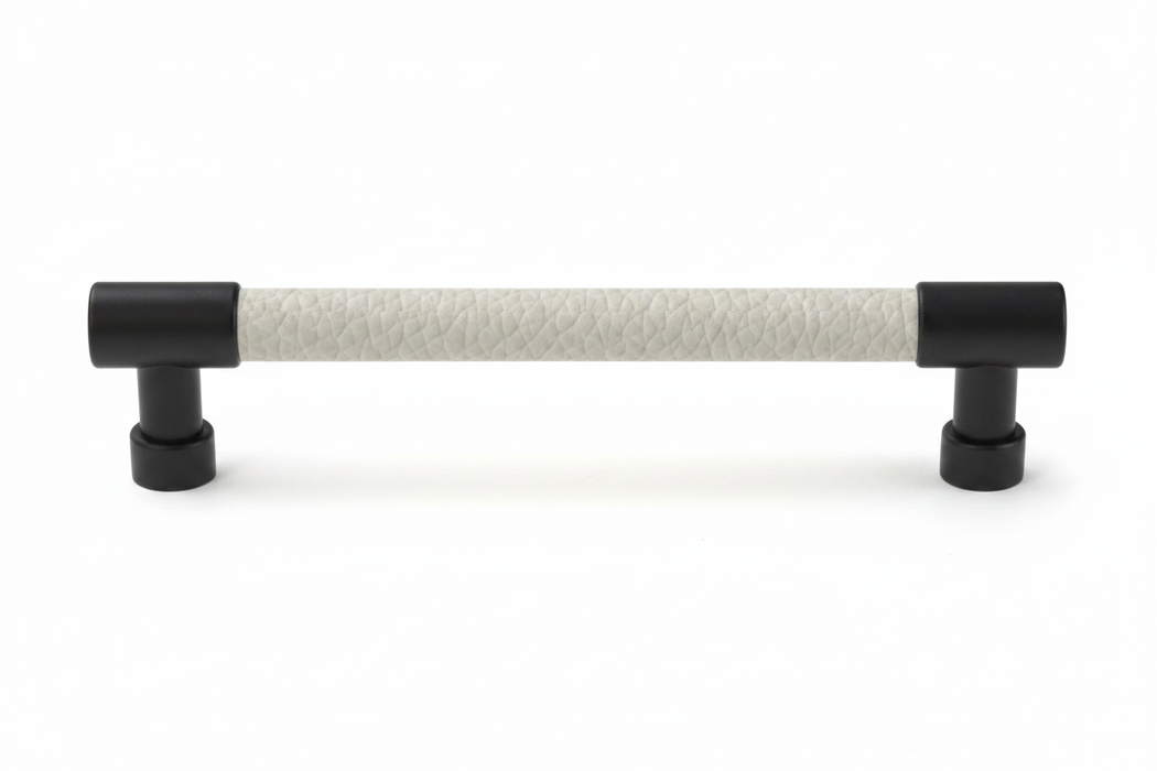 Häfele Elite Leather cabinet pull in Matte Black and Winter faux leather, 152 mm overall length with 128 mm centre-to-centre