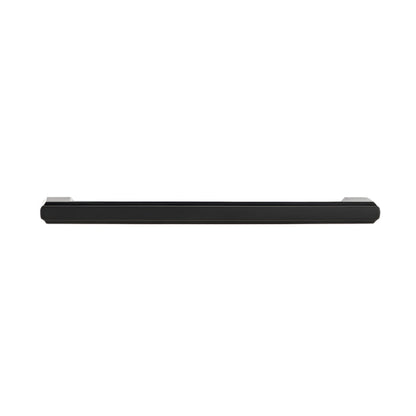 Profile view of Richelieu 8655 modern metal pull in matte black