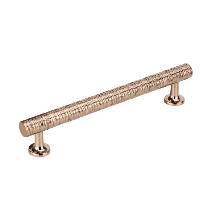 Richelieu 9208 Modern Metal Pull - Shiny Oriental Bronze / 6’’ - Cabinet Pull