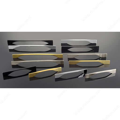 Richelieu 9253 Modern Metal Pull - Cabinet Pull