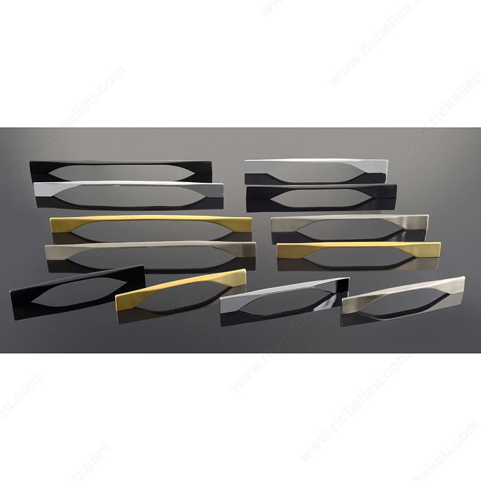 Richelieu 9253 Modern Metal Pull - Cabinet Pull